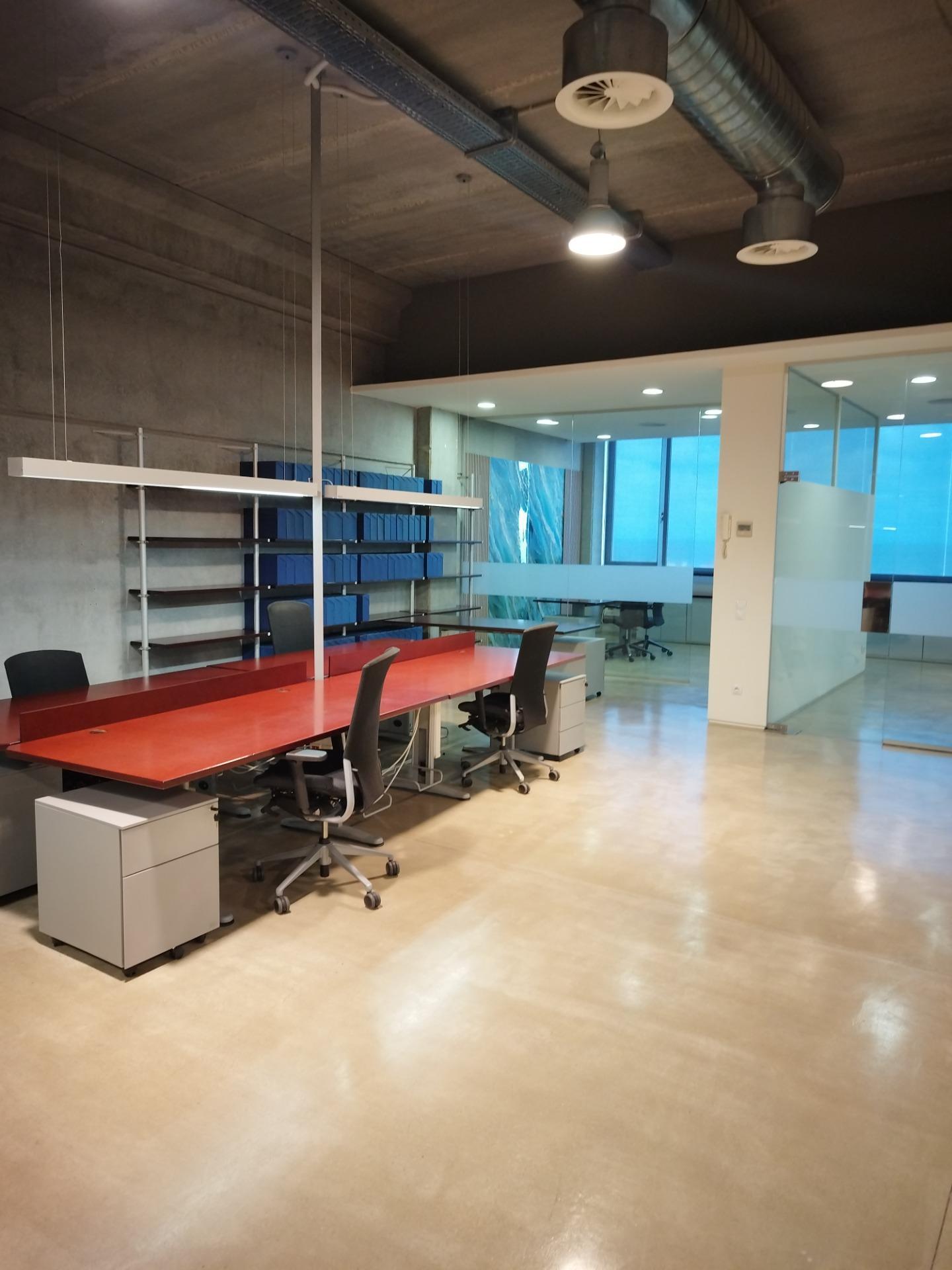 Office in Badalona, Barcelona for lease Interior Photo- Image 1 of 18