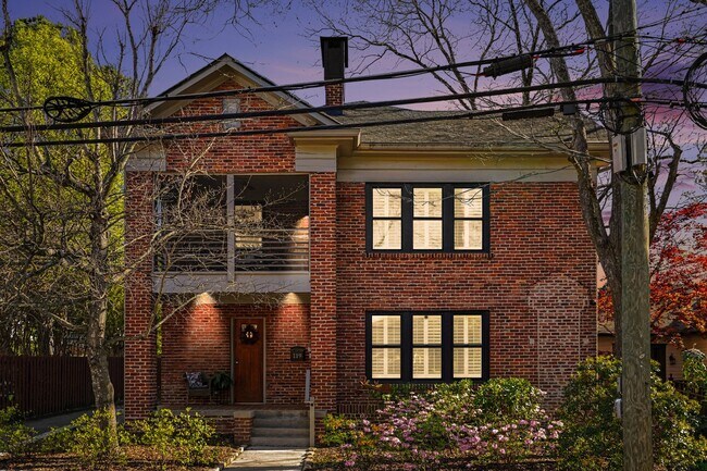 Plus de détails pour 117 E Maple St, Decatur, GA - Bureau à vendre