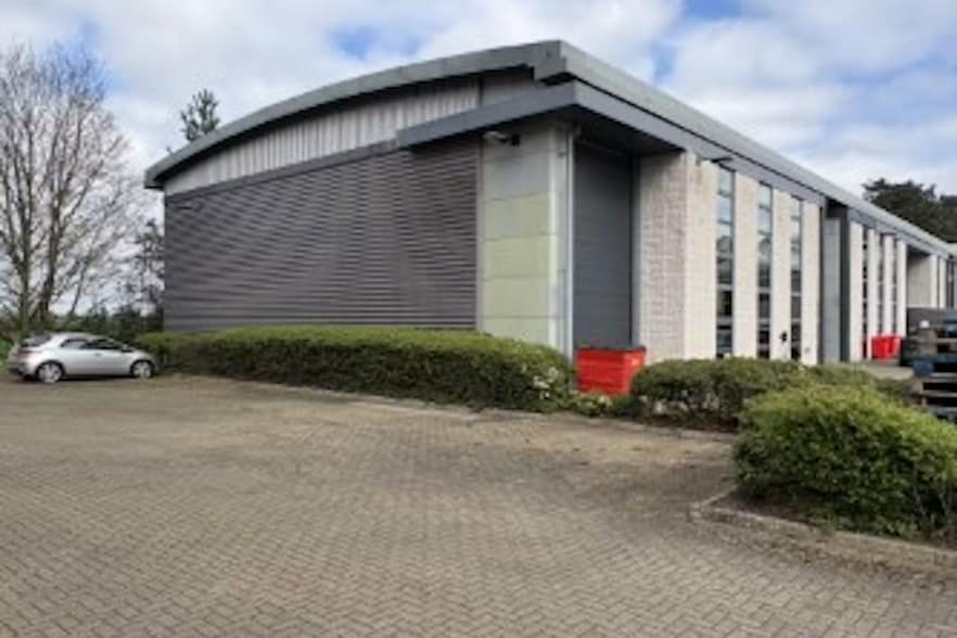 Summerleys Rd, Princes Risborough for sale - Building Photo - Image 2 of 2
