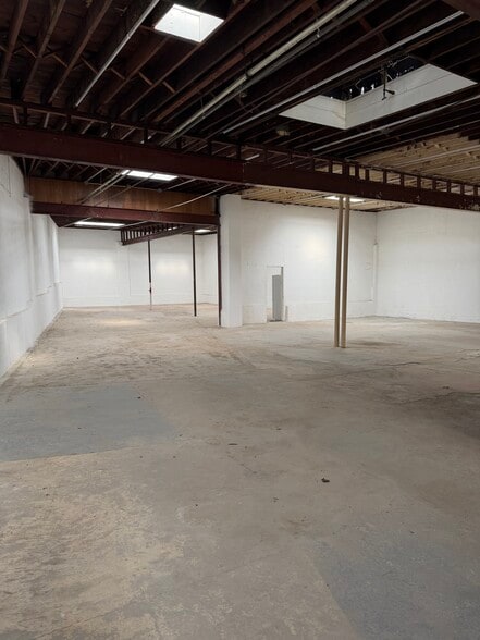 81-83 Prospect St, Staten Island, NY for lease - Building Photo - Image 3 of 5