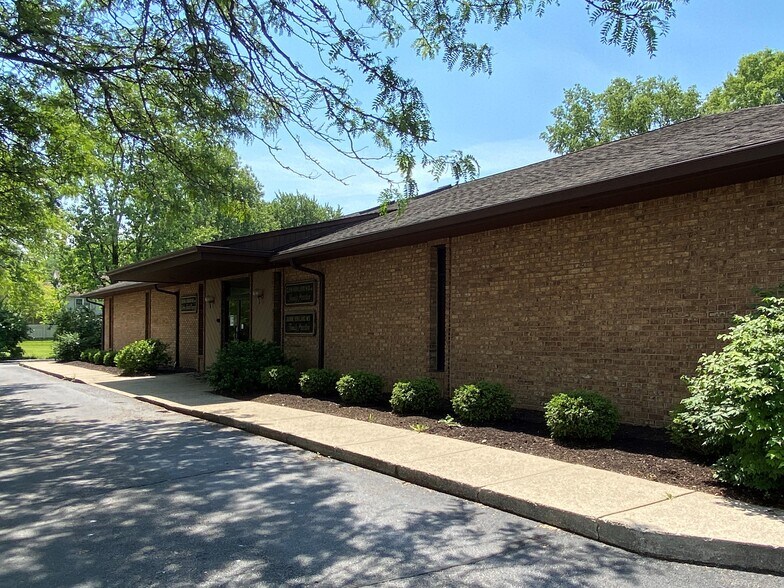 5928-5932 Springboro Pike, Dayton, OH à louer - Photo du bâtiment - Image 2 de 7