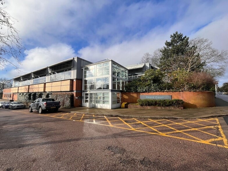 101-103 Tonbridge Rd, Tonbridge for lease - Building Photo - Image 1 of 2