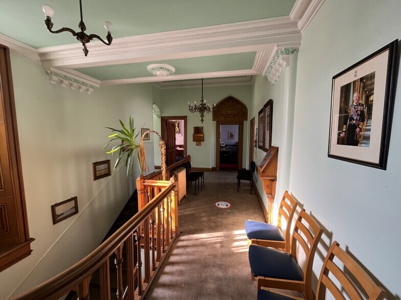 104-108 High St, Burntisland for sale - Interior Photo - Image 2 of 4