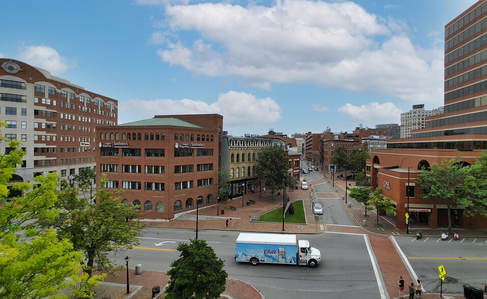 2 City Ctr, Portland, ME à louer - Photo du bâtiment - Image 2 de 4