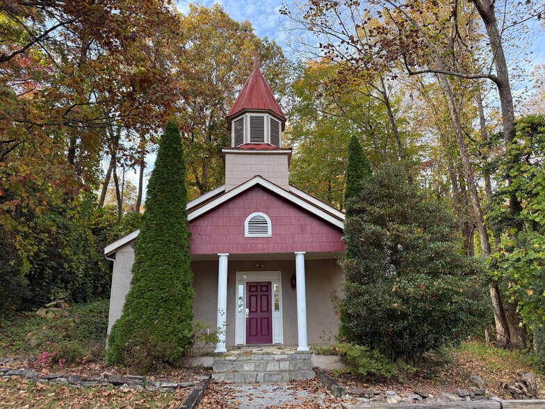 126 Camp Elliott Rd, Black Mountain, NC à vendre - Photo du bâtiment - Image 3 de 25
