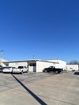 1131 S 71st East Ave, Tulsa OK - Entrepôt