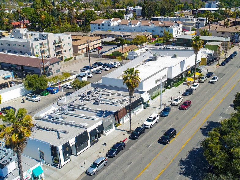 13003-13009 Ventura Blvd, Studio City, CA for lease - Building Photo - Image 2 of 5