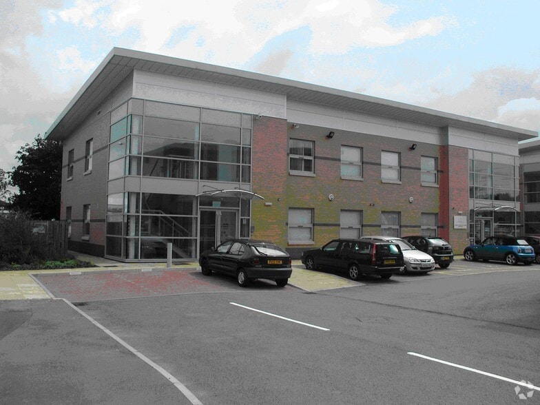 Arlington Business Park, Stevenage à vendre - Photo du bâtiment - Image 2 de 3