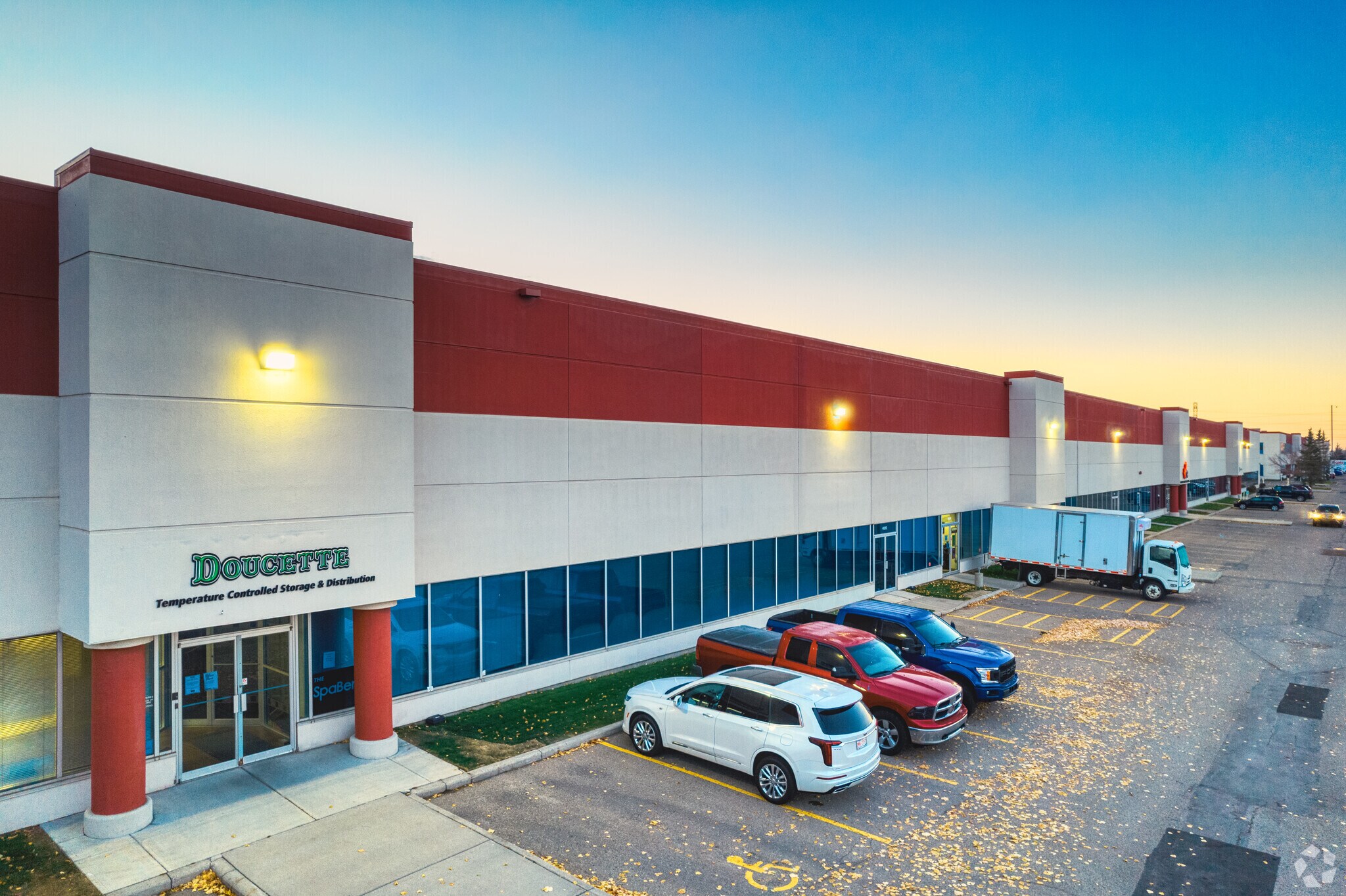 4800-4860 52 St SE, Calgary, AB for sale Primary Photo- Image 1 of 1