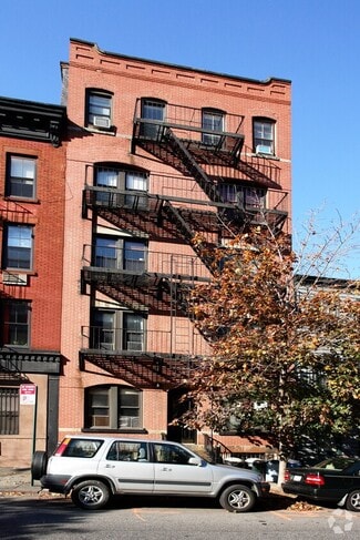 Plus de détails pour 42 Hicks St, Brooklyn, NY - Bureau à louer