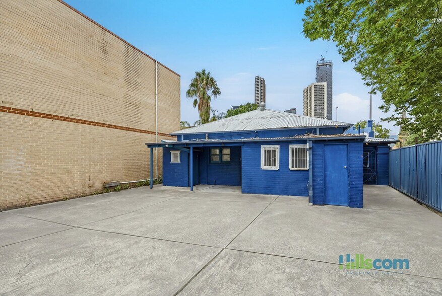 12 Ross Street, Parramatta à louer - Photo du bâtiment - Image 2 de 2