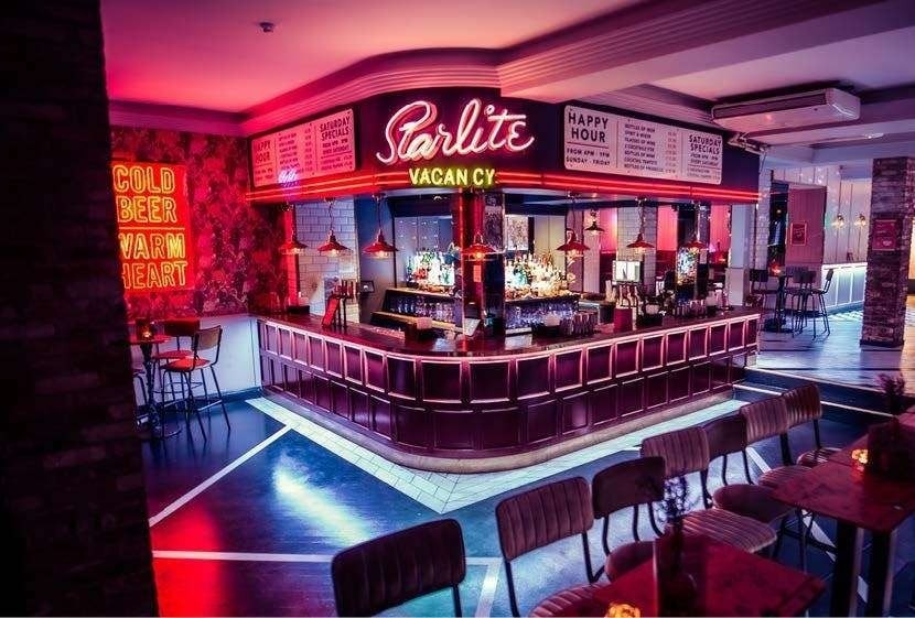 374 North End Rd, Londres à louer Photo intérieure- Image 1 de 2