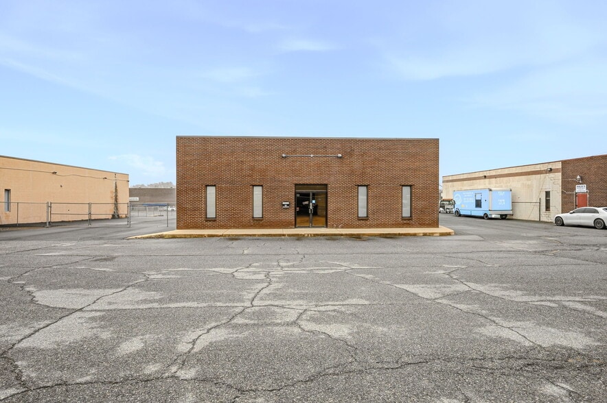 93 Christiana Rd, New Castle, DE for lease - Building Photo - Image 2 of 10