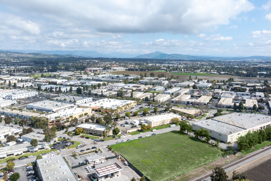 4550 Dupont ct, Ventura, CA for sale - Building Photo - Image 2 of 3