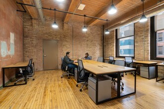 332 S Michigan Ave, Chicago, IL for lease Interior Photo- Image 2 of 5