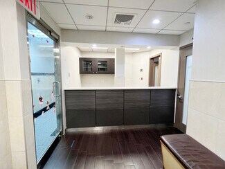 Plus de détails pour 128-138 Mott St, New York, NY - Bureau à vendre