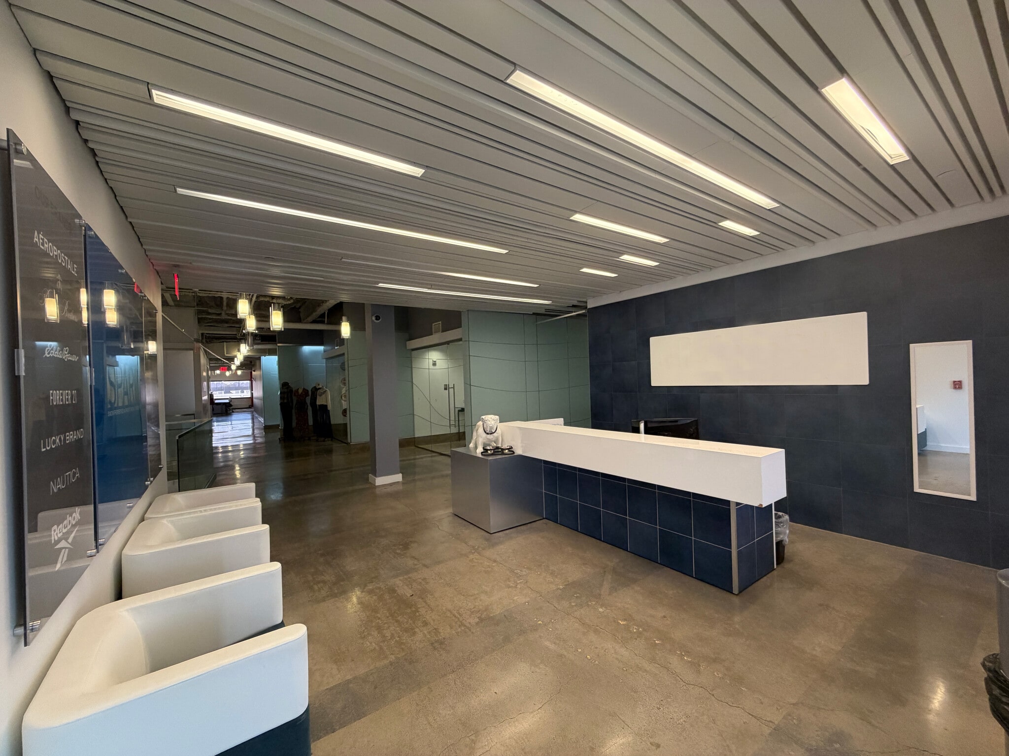 125 Chubb Ave, Lyndhurst, NJ à louer Photo intérieure- Image 1 de 18