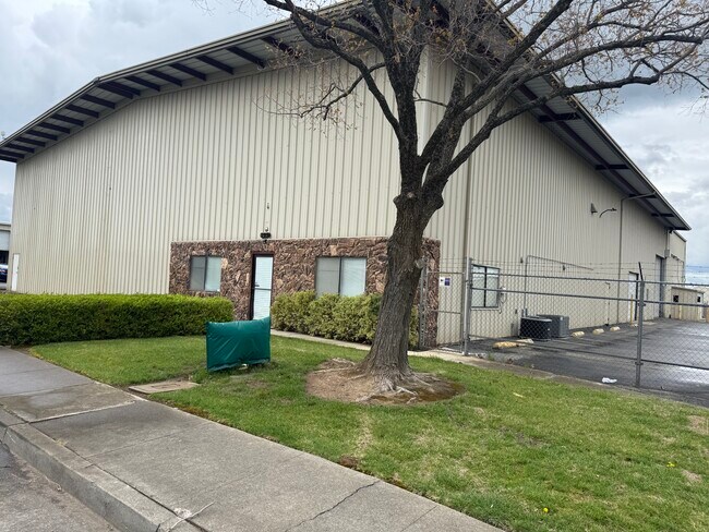 More details for 295 Convair Ave, Chico, CA - Industrial for Sale