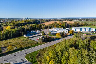90 Bill Leathem Dr, Ottawa, ON - Aerial map view - Image1