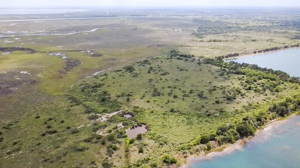 7600 GULF St, Hitchcock, TX for sale - Building Photo - Image 2 of 6