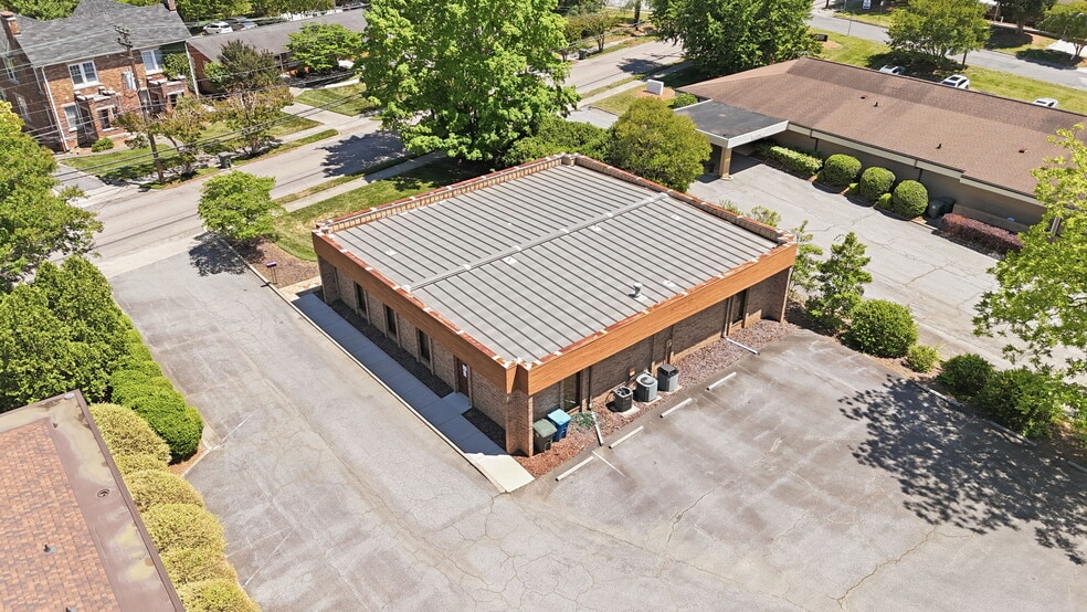 319 Mocksville Ave, Salisbury, NC for sale - Building Photo - Image 3 of 16