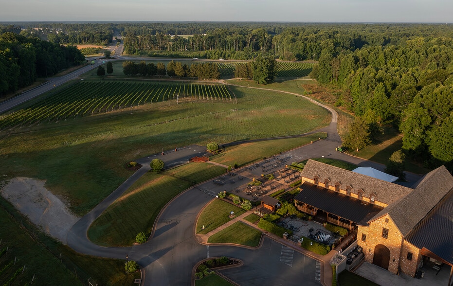 8400 Old Church Rd, New Kent, VA à vendre - Aérien - Image 2 de 34
