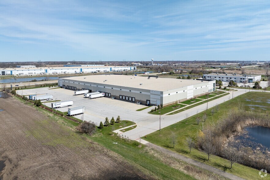 1998 Melissa Ln, Aurora, IL à louer - Aérien - Image 2 de 4