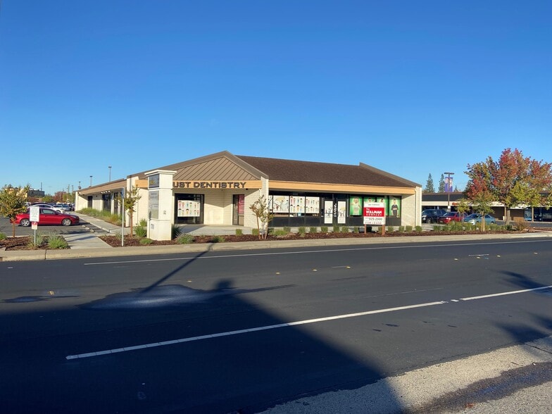 1701 Santa Clara Dr, Roseville, CA for lease - Primary Photo - Image 1 of 2