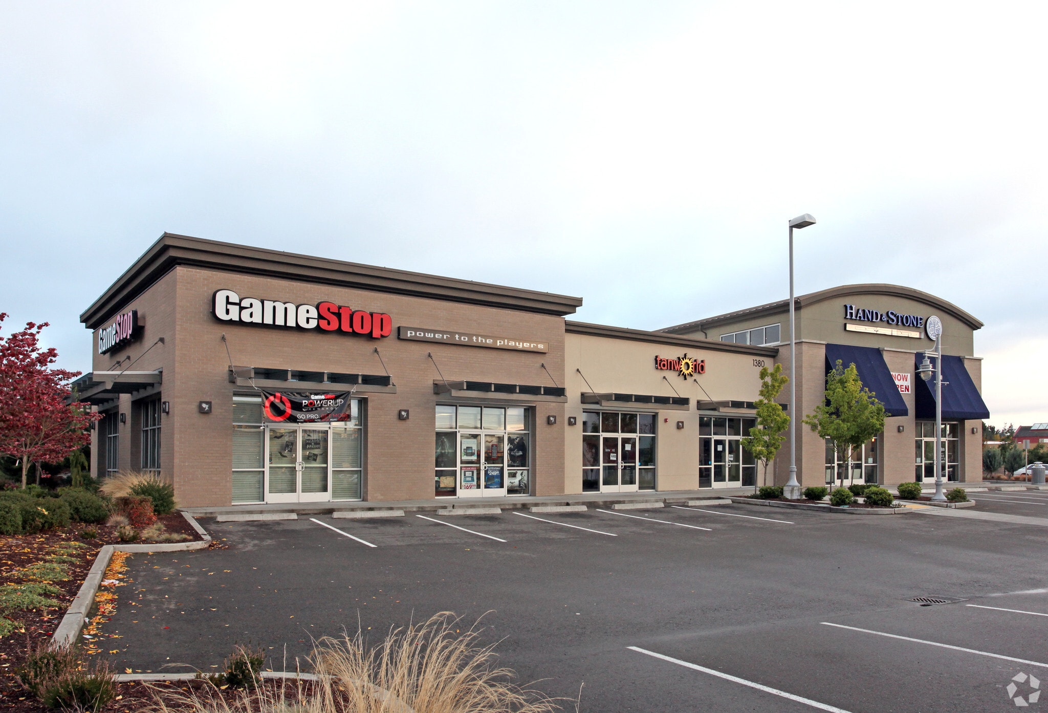 1380 Galaxy Dr NE, Lacey, WA for sale Primary Photo- Image 1 of 6