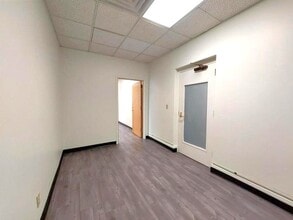 1619 Dayton Ave, Saint Paul, MN for lease Interior Photo- Image 2 of 8