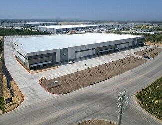Plus de détails pour 1105 Beltway Pky, Laredo, TX - Industriel à louer