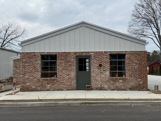 Plus de détails pour 2425 East St, Hernando, MS - Commerce de détail à louer