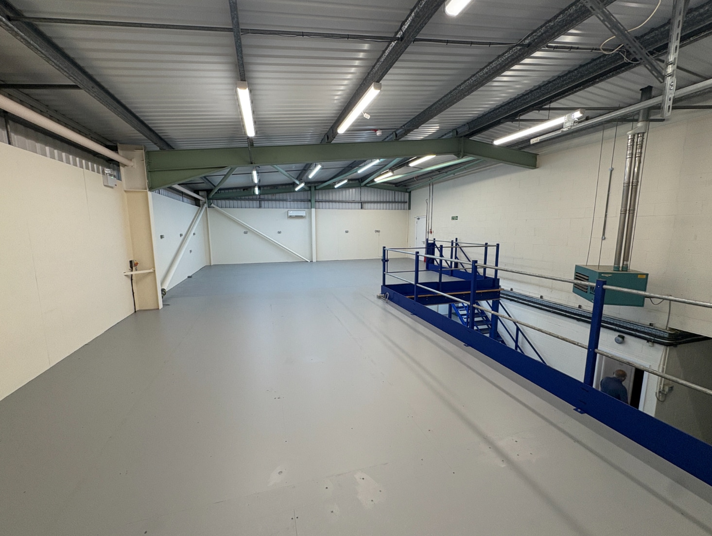 Hazel Rd, Southampton for sale Interior Photo- Image 1 of 2