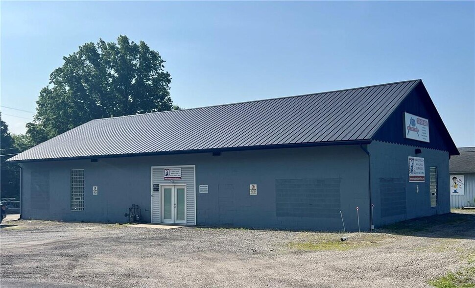 6203 Gladys St, Ravenna, OH à louer - Photo du bâtiment - Image 2 de 3