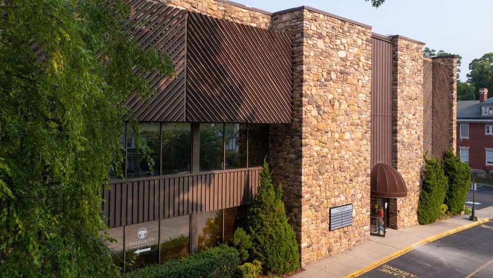 1315 2nd St, Roanoke, VA for lease - Building Photo - Image 2 of 3