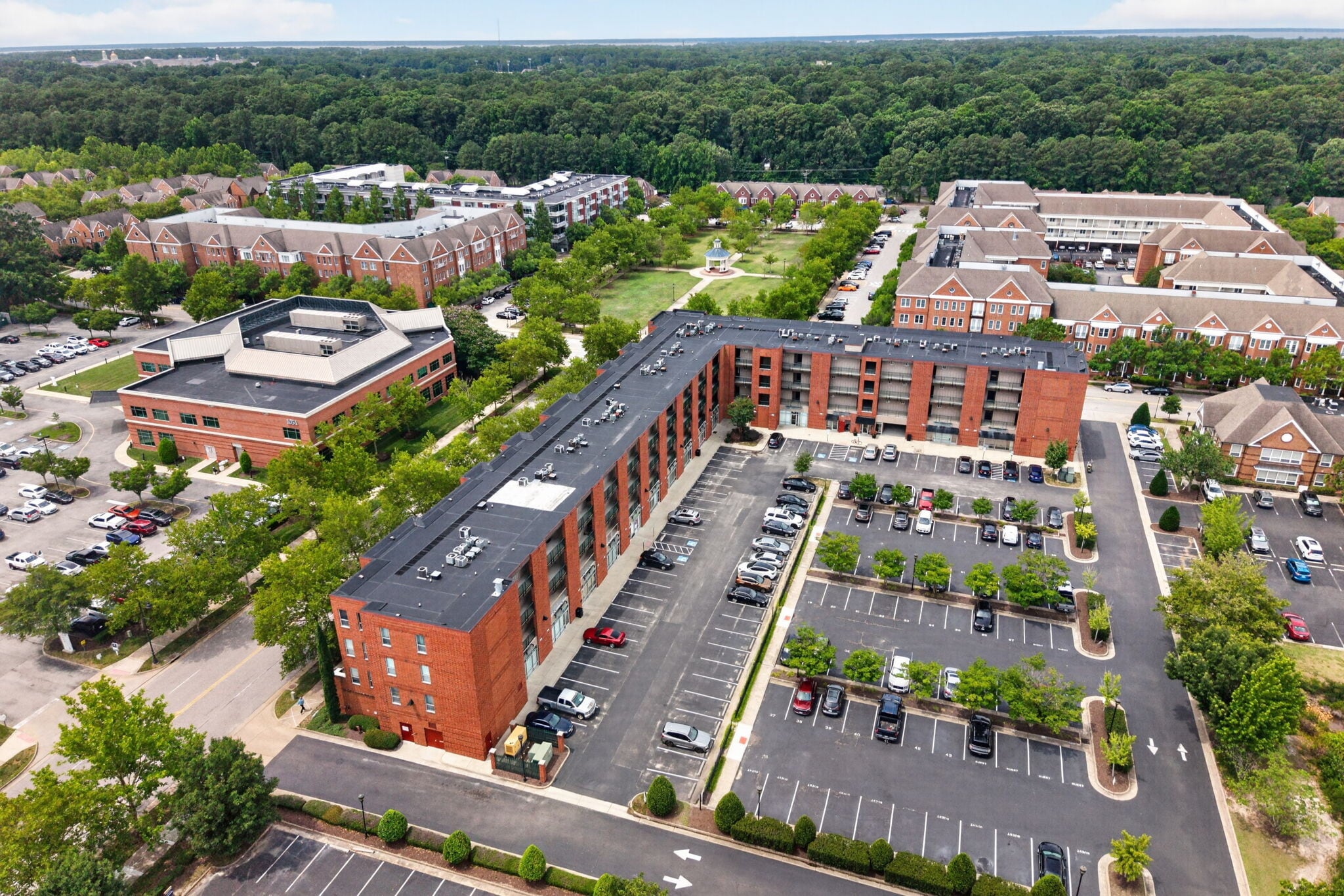 1060-1090 Loftis Blvd, Newport News, VA à vendre Aérien- Image 1 de 6