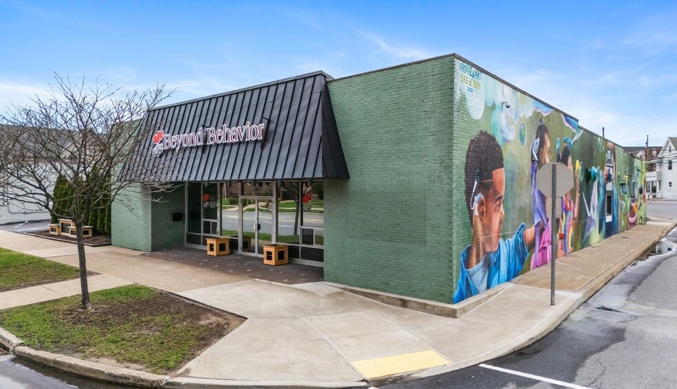 1003 Wyoming Ave, Forty Fort, PA for sale - Building Photo - Image 3 of 34