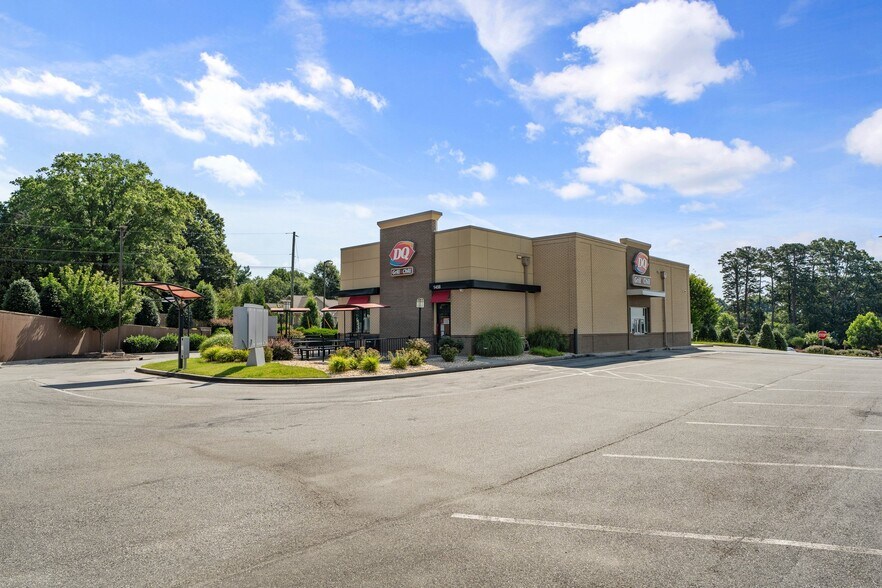 1458 Jag Branch Blvd, Kernersville, NC à vendre - Photo du bâtiment - Image 3 de 3