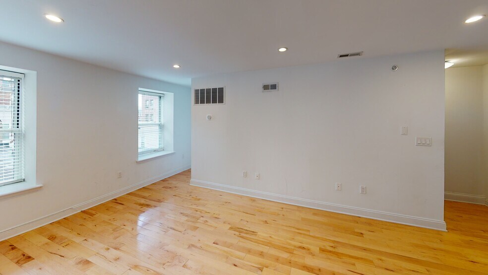 1311 Spruce St, Philadelphia, PA à vendre - Numérisation 3D de Matterport - Image 2 de 9