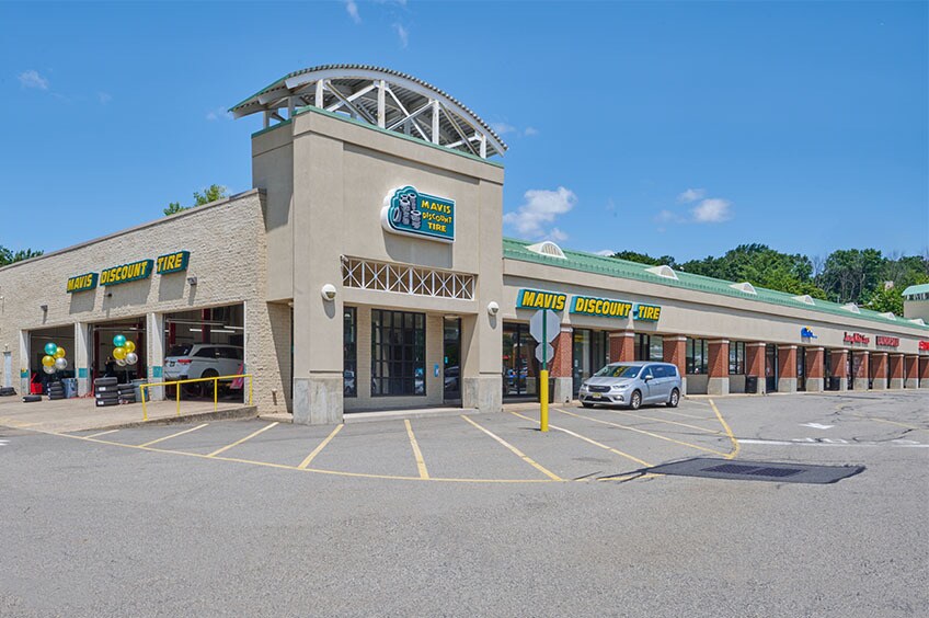 437 US Highway 46, Rockaway, NJ à louer - Photo du bâtiment - Image 2 de 8