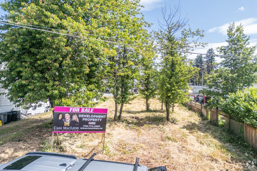 11230 206 St, Maple Ridge, BC for sale - Primary Photo - Image 1 of 1