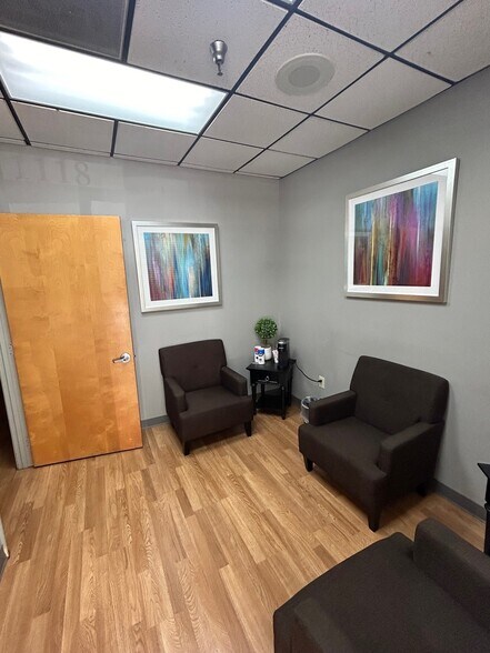 195 S Westmonte Dr, Altamonte Springs, FL à louer - Photo intérieure - Image 3 de 10