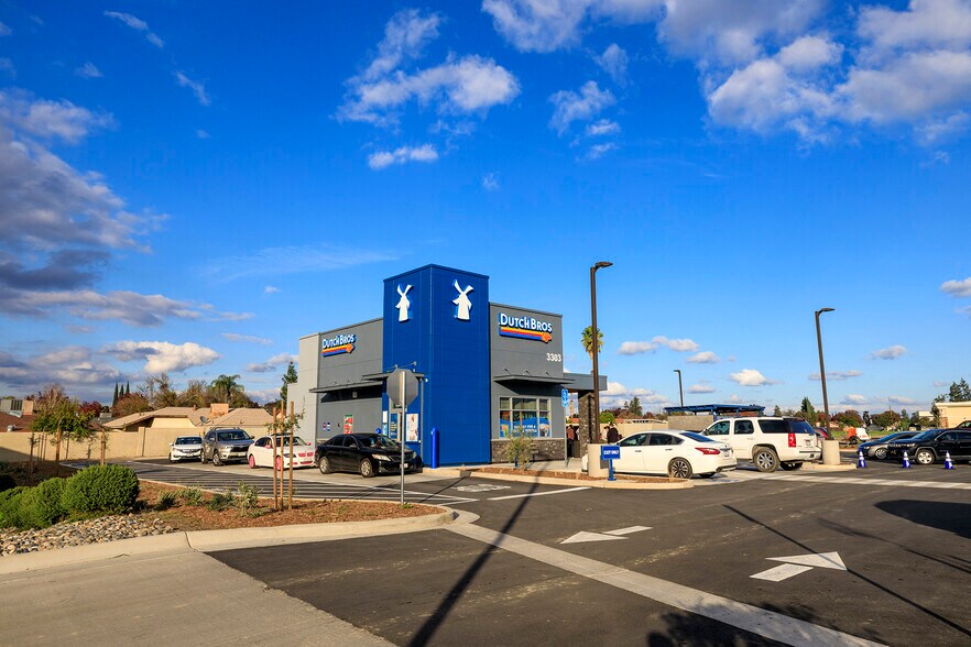 3303 Yosemite Blvd, Modesto, CA à vendre - Photo du bâtiment - Image 3 de 13