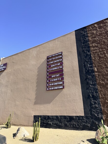 74991 Joni Dr, Palm Desert, CA for lease - Building Photo - Image 2 of 13