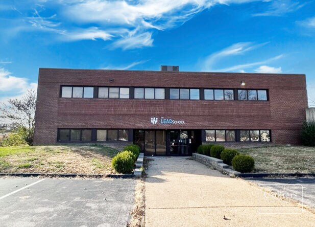 505-507 S Cool Springs Rd, O'Fallon, MO à vendre Photo du bâtiment- Image 1 de 5