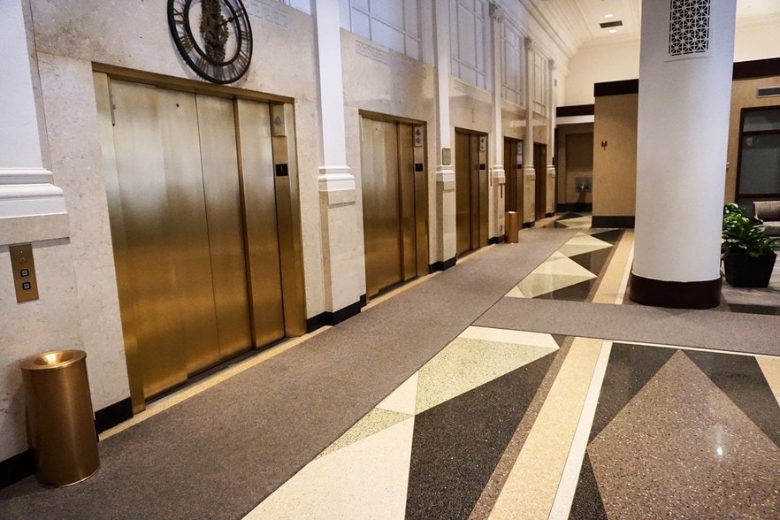 30 S Meridian St, Indianapolis, IN for lease - Interior Photo - Image 3 of 4