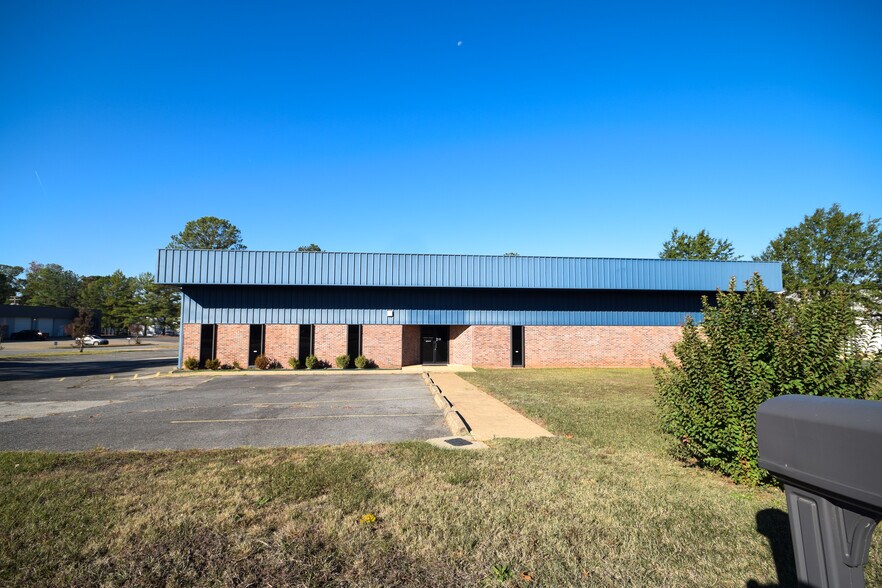 10624 Otter Creek East Blvd, Mabelvale, AR à louer - Photo du bâtiment - Image 2 de 7