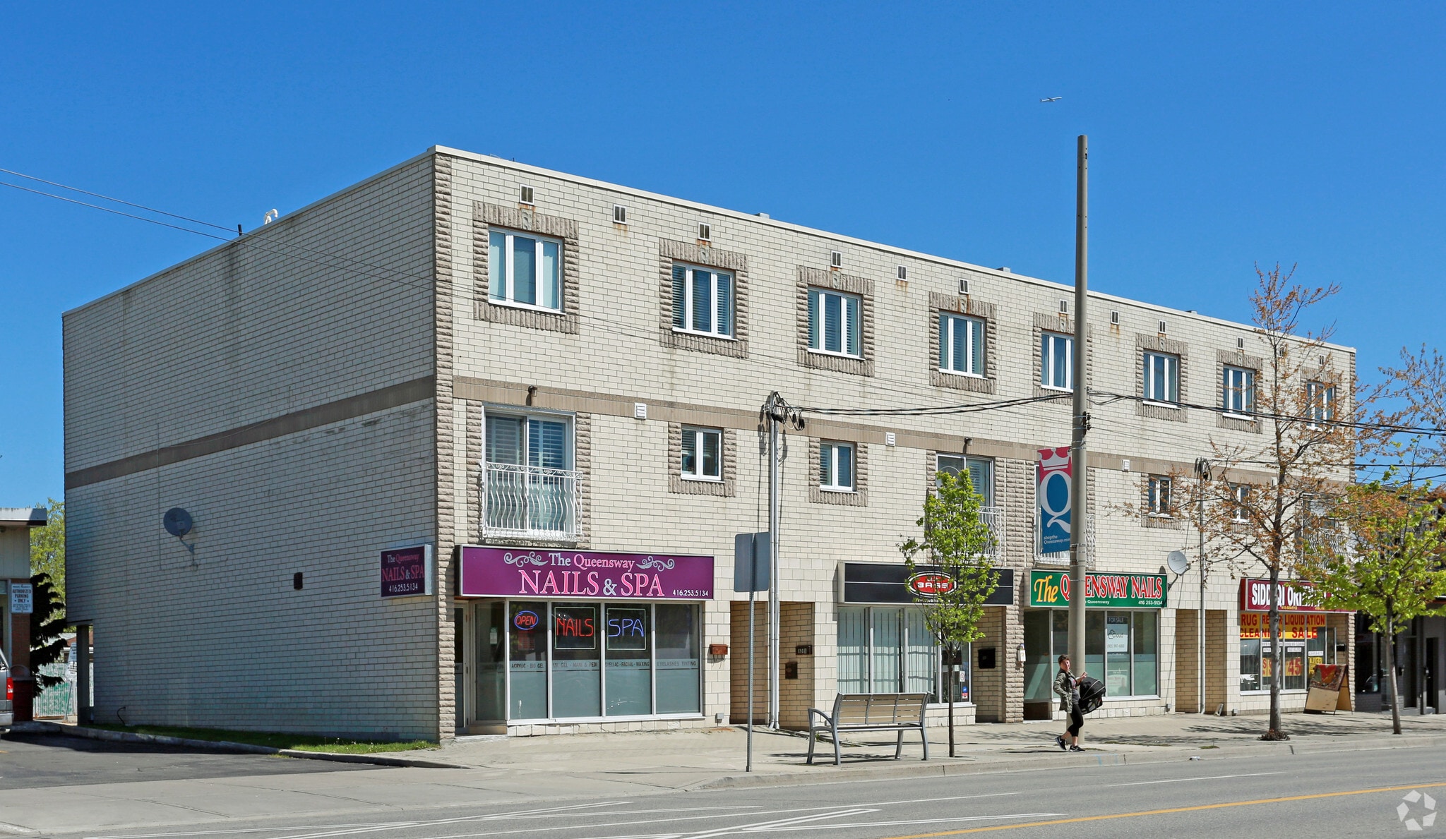 694-700 The Queensway, Toronto, ON for sale Primary Photo- Image 1 of 4