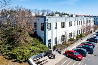 Plus de détails pour 6851 Jericho Tpke, Syosset, NY - Bureau à louer