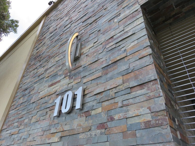 101-103 Linden Ave, South San Francisco, CA à louer - Photo du bâtiment - Image 2 de 12